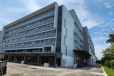 Bukit Jelutong Industrial Park