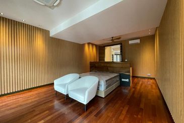 Newly, Refurbished, Fully Furnished, Modern and Contemporary Bungalow