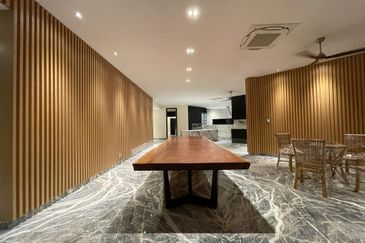 Newly, Refurbished, Fully Furnished, Modern and Contemporary Bungalow