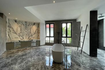 Newly, Refurbished, Fully Furnished, Modern and Contemporary Bungalow