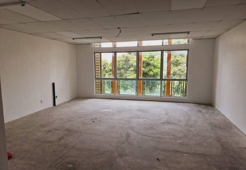 Pusat Dagangan Seri Utama PJU 5