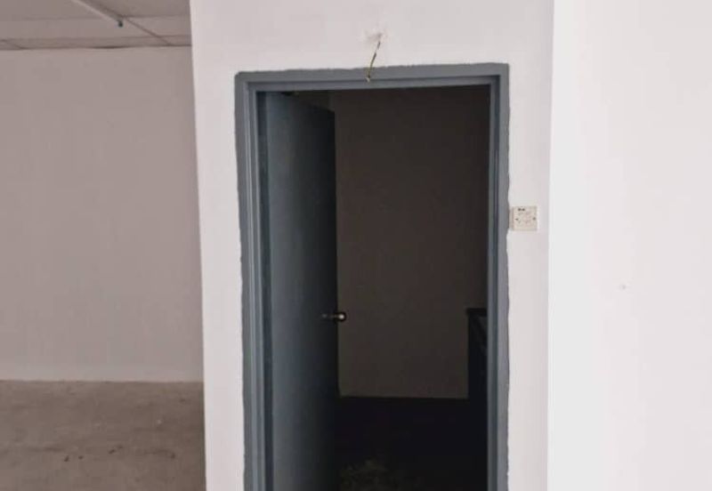 Pusat Dagangan Seri Utama PJU 5