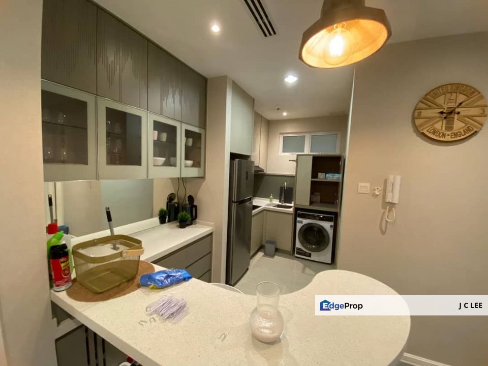 Binjai 8 @ KLCC - Newly Renovated & Fully furnished with good quality furniture , Kuala Lumpur, KLCC