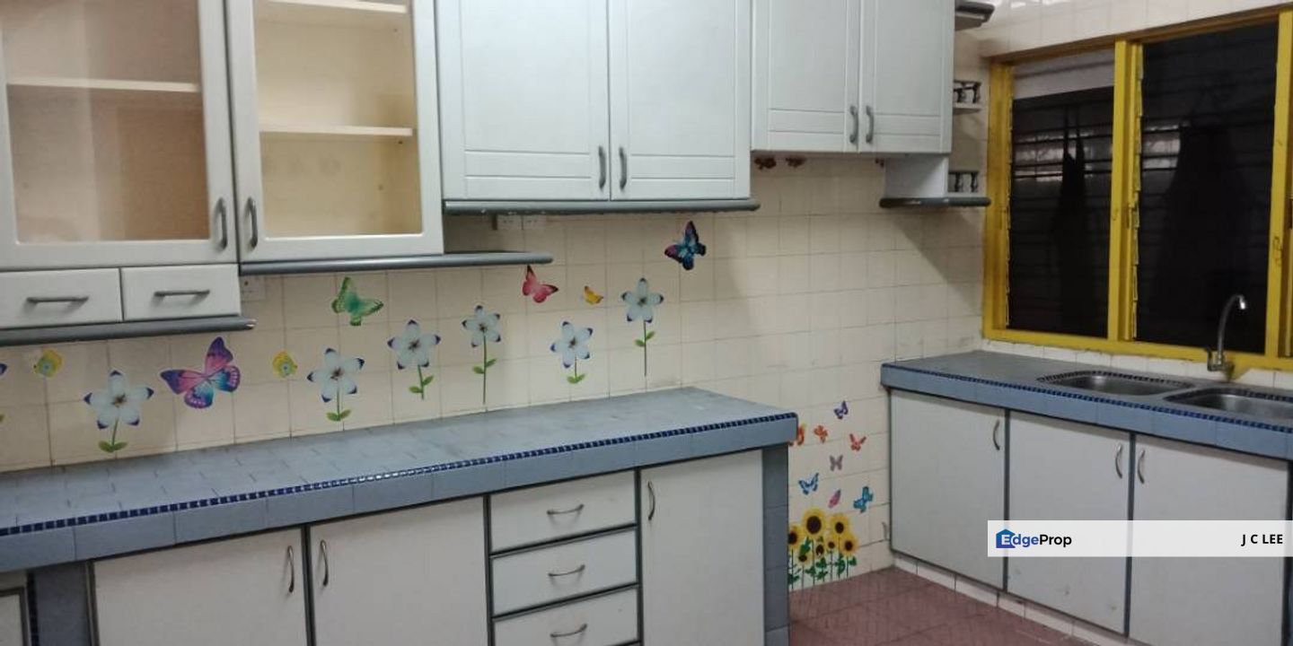 2 storey house (Behind Bren Mall) , Sale below bank value Rm80k, Kuala Lumpur, Jinjang