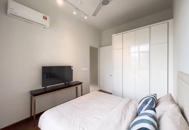 Oxford Residences @ Pavilion Embassy