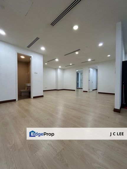 Binjai 8 @ KLCC - SOHO Dual keys, Good for investment Roi 4.4%, Sale below bank value Rm150k, Kuala Lumpur, KLCC