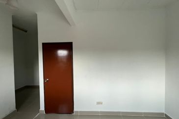 Pulau Indah ( Pulau Lumut )