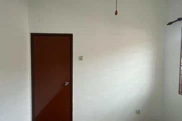 Pulau Indah ( Pulau Lumut )