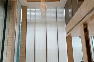 Pavilion Ceylon Hill @ Bukit Ceylon, Bukit Bintang, Kuala Lumpur - 3 storey Strata Bungalow - Commercial title allows all kinds of business - Roi 4.5%