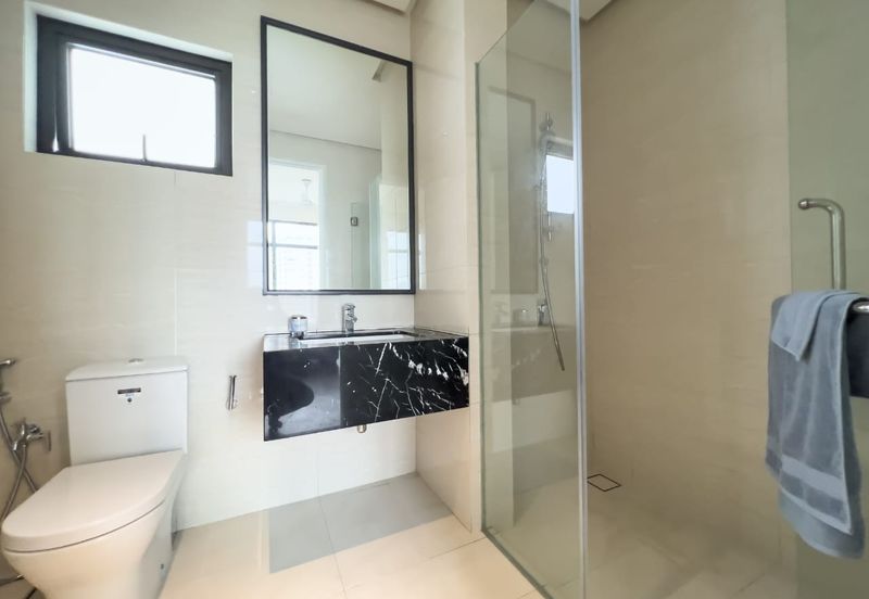 Oxford Residences @ Pavilion Embassy