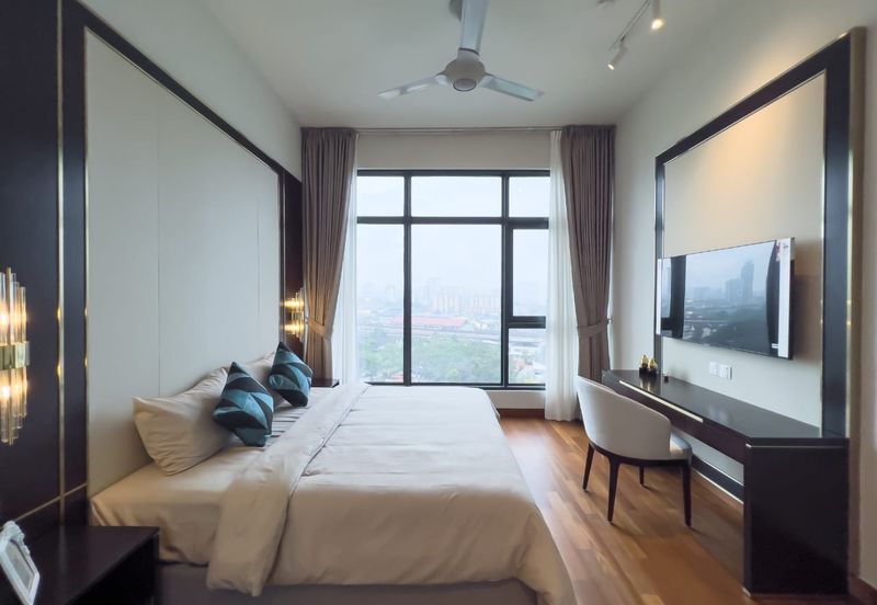 Oxford Residences @ Pavilion Embassy