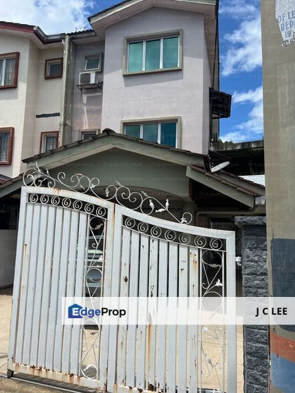 Renovated 3 storey house - Taman Bukit Permata @ Batu Caves, Selangor, Batu Caves 