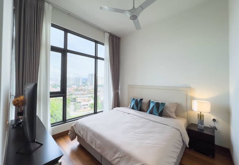 Oxford Residences @ Pavilion Embassy