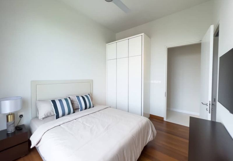 Oxford Residences @ Pavilion Embassy