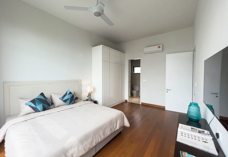 Oxford Residences @ Pavilion Embassy