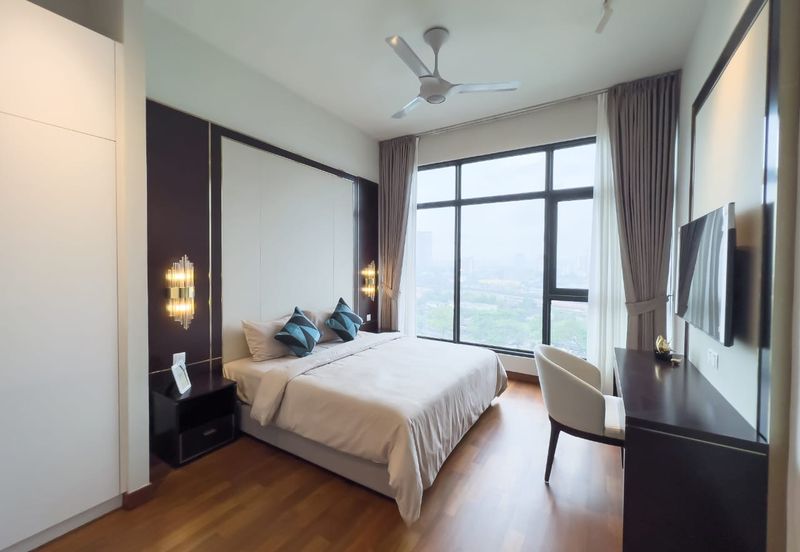 Oxford Residences @ Pavilion Embassy