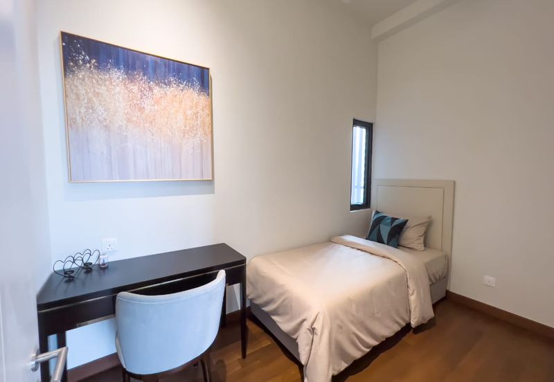 Oxford Residences @ Pavilion Embassy