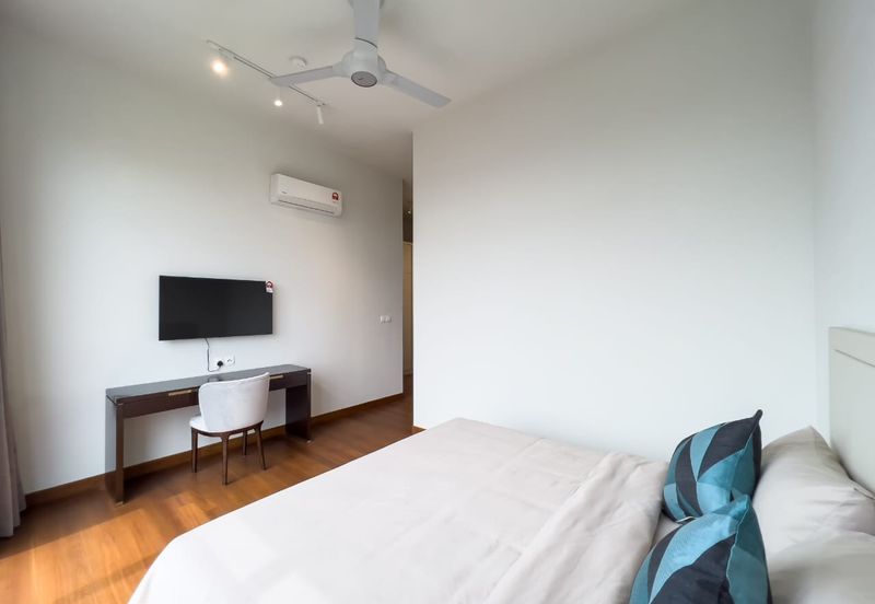 Oxford Residences @ Pavilion Embassy