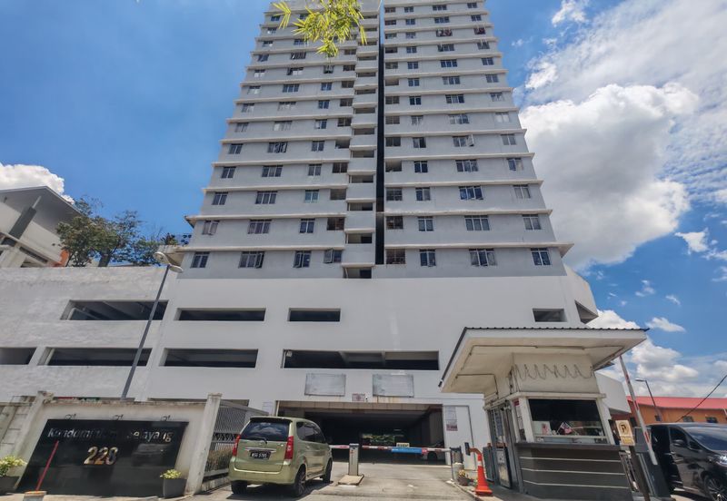 228 Selayang Condominium