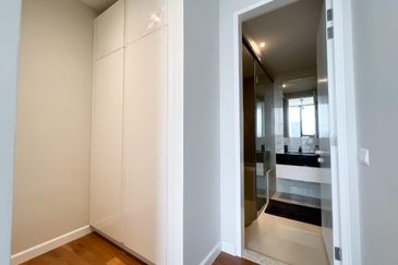 Pavilion Ceylon Hill