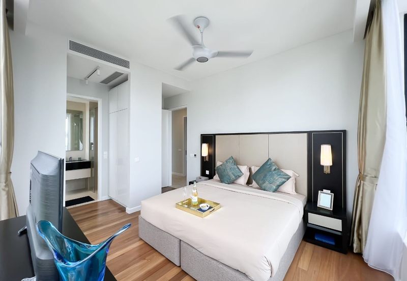 Pavilion Ceylon Hill