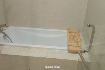 Pavilion Ceylon Hill