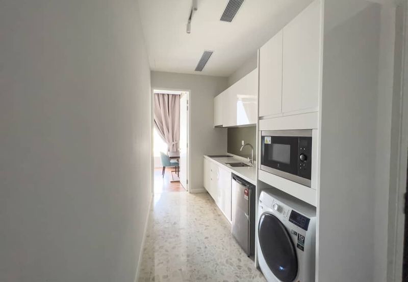 Pavilion Ceylon Hill