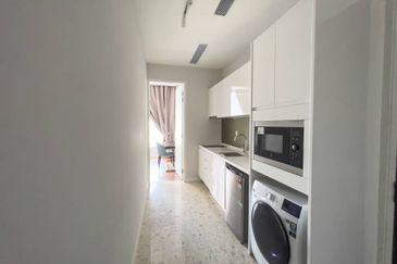 Pavilion Ceylon Hill