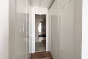 Pavilion Ceylon Hill