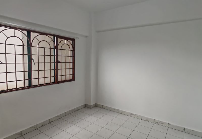 Emerald Hill, Taman Bukit Indah