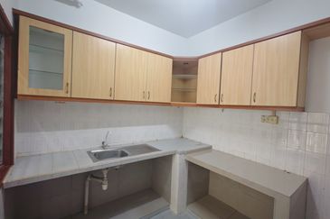 Emerald Hill, Taman Bukit Indah