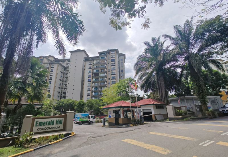 Emerald Hill, Taman Bukit Indah