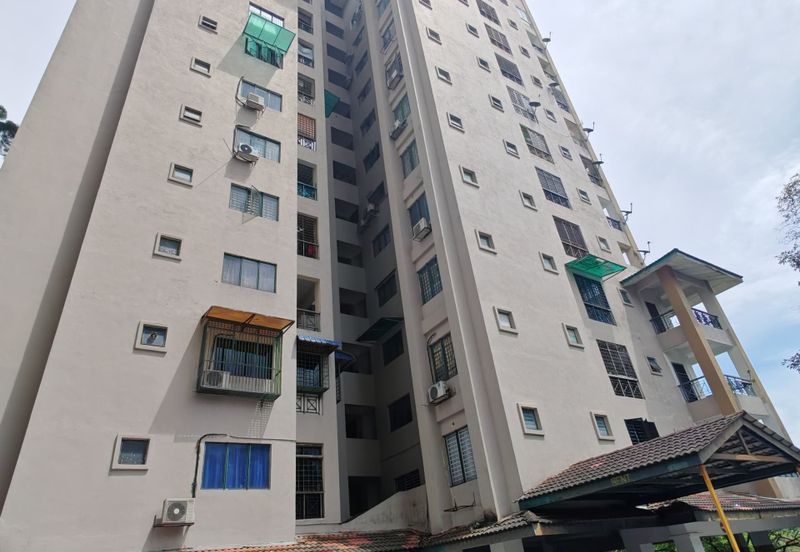 Emerald Hill, Taman Bukit Indah