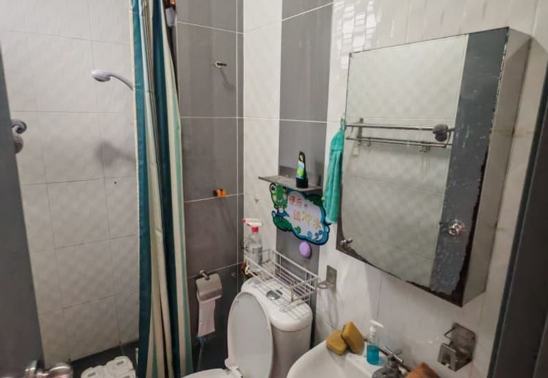 228 Selayang Condominium