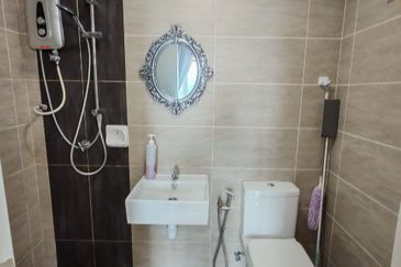 Residensi Suasana @ Damai