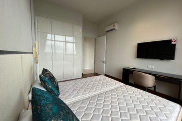 Pavilion Embassy Residence