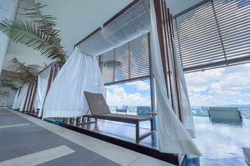 Pavilion Ceylon Hill