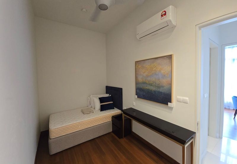 Pavilion Embassy Residence