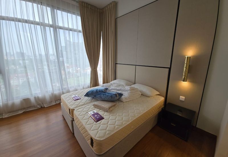 Pavilion Embassy Residence