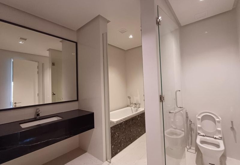 Mayfair Residences @ Pavilion Embassy