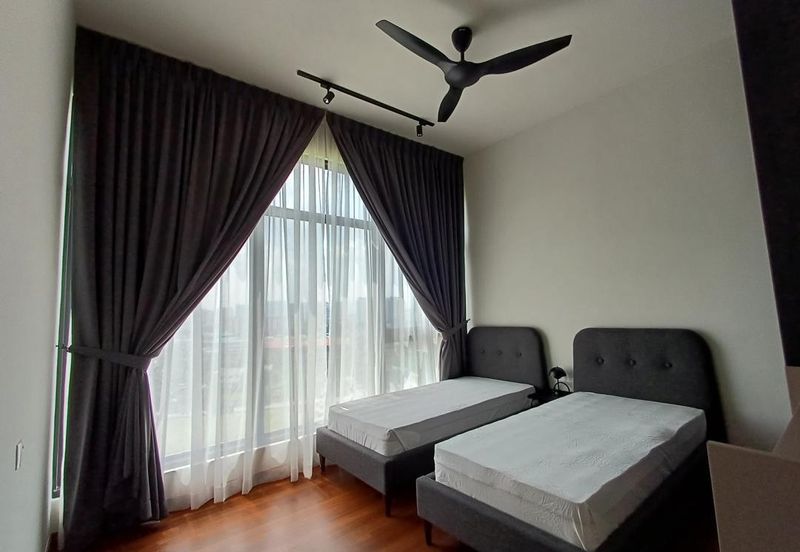 Mayfair Residences @ Pavilion Embassy