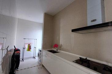 Mayfair Residences @ Pavilion Embassy