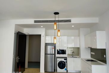 Pavilion Ceylon Hill