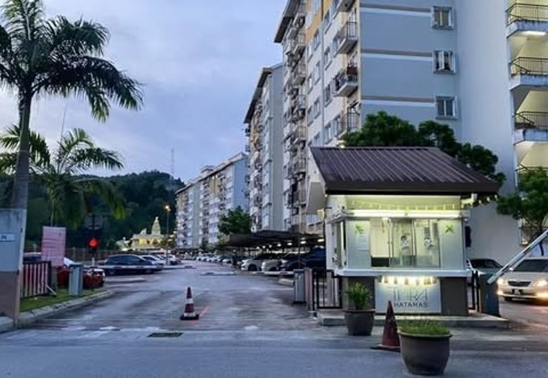 Tiara Hatamas Apartment