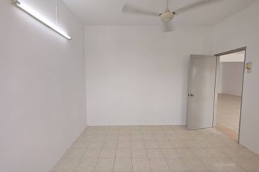 Bayu Villa Apartment, Bayu Perdana