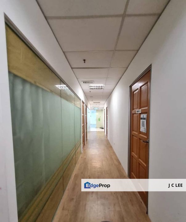 Office Suite 5 RM 860 @ The Landmark Office, Bandar Bukit Tinggi , Klang, Selangor, Klang