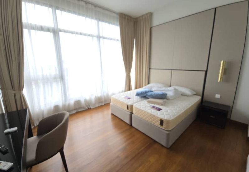 Pavilion Embassy Residence