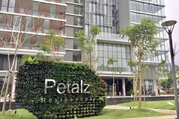 Petalz Residences (Residensi Rimbunan)