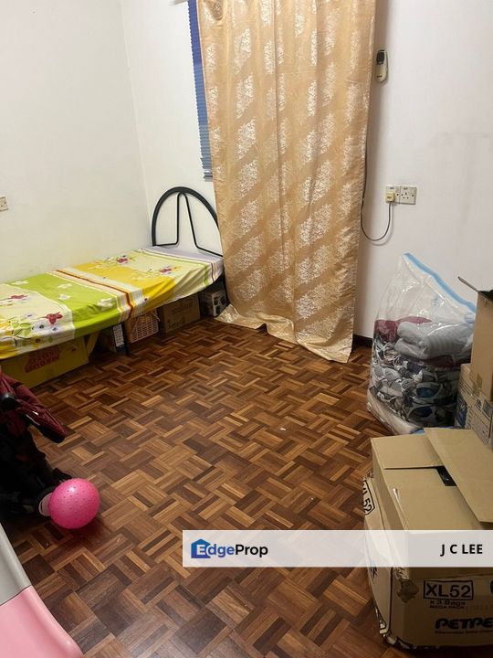 Pangsapuri Nilam @ Taman Sri Sinar, KL-Corner Lot 6th floor-Sale below bank value Rm40k, Kuala Lumpur, Segambut