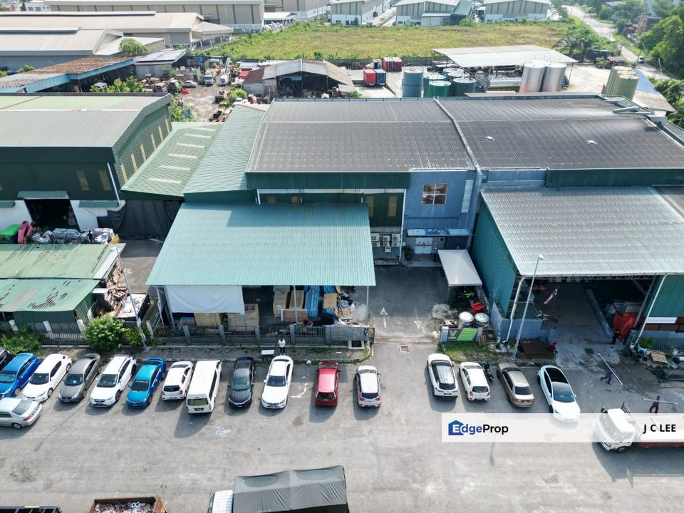 1.5 storey semi-detached factory @ Kawasan Perindustrian Balakong Jaya 2 Tambahan , Selangor, Balakong